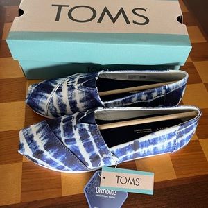 Toms Alpargata size 8.5 Navy Black Canvas